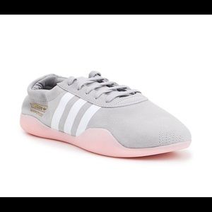 Adidas taekwondo team w